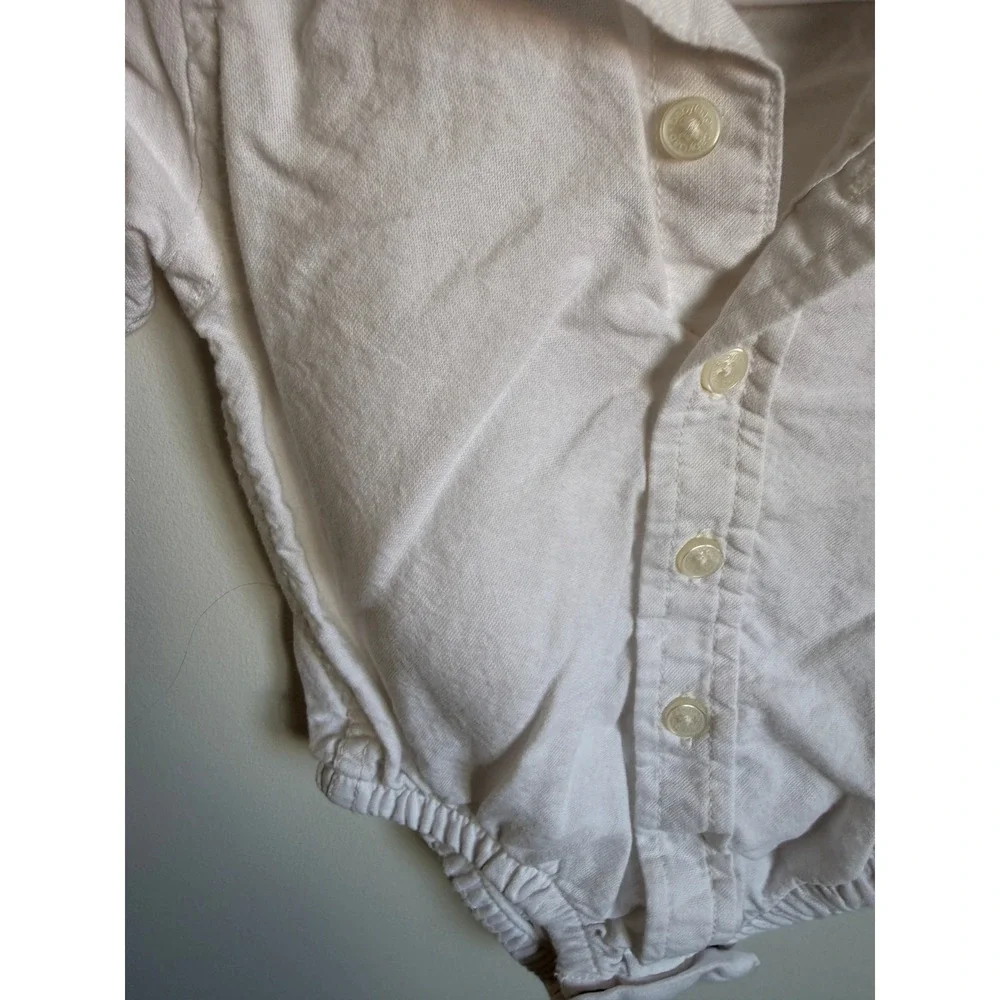 Baby Gap White Oxford Button Down Bodysuit 0-3 Months
